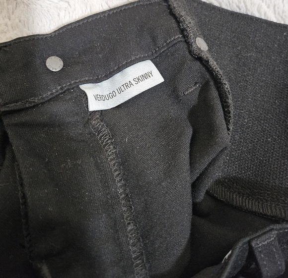 PAIGE Jeans Verdugo Ultra Skinny Black Jeans 28 - Picture 9 of 14